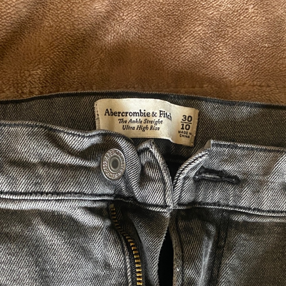 Abercrombie ankle jeans